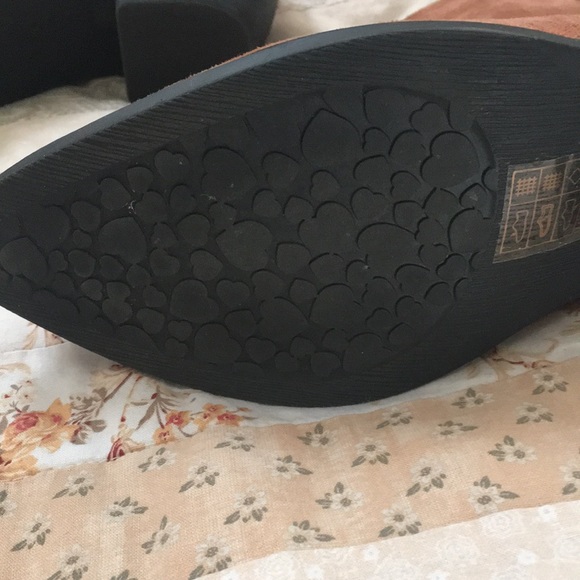 Womens size 8 ankle booty - Picture 4 of 4